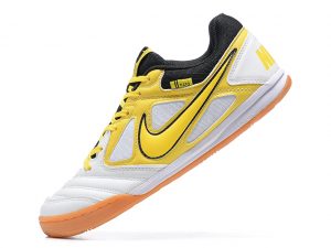 Chuteira Futsal Supreme x Nike SB Gato Branco com Laranja