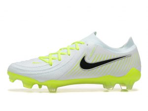 Chuteira De Campo NIKE PHANTOM LUNA ELITE Verde Neon e Branco